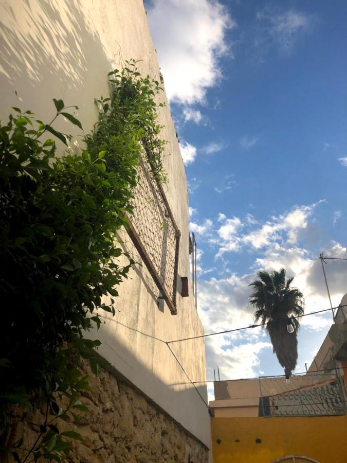 Le Mat Hostel Larnaca Exterior foto